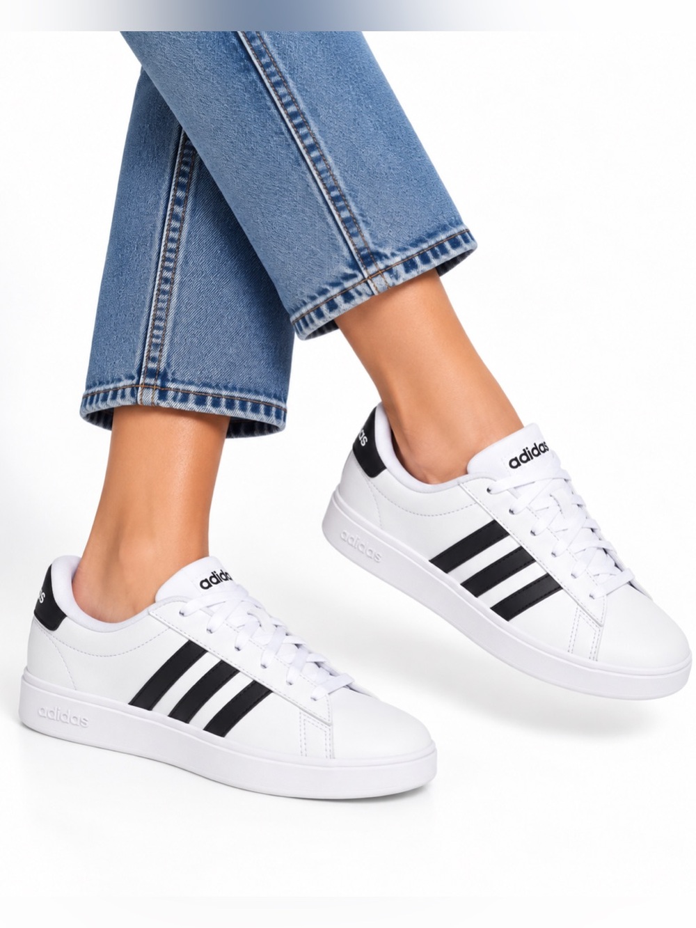 Adidas Grand Court 2.0 NWT white & black shoes women’s 10